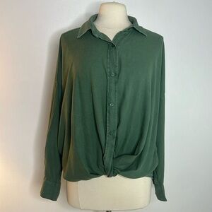 YFB button up twist front green linen & rayon oversize top Large